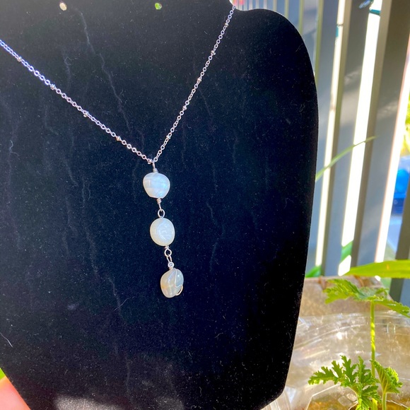 🌑🌓🌔 Three Moons Crystal Necklace 🌖🌗🌑 - Picture 3 of 6